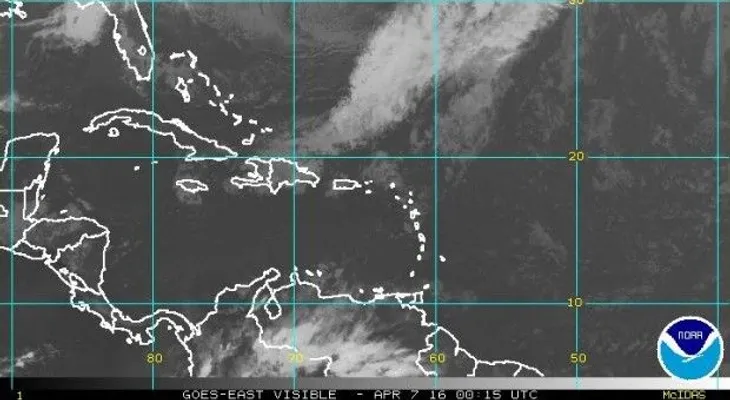 Lluvias seguirán este jueves debido a vaguada