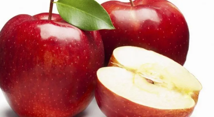 La manzana roja mejora la memoria, reduce el colesterol y combate el estreñimiento 