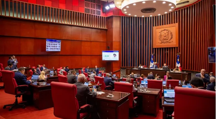 Senado aprueba ley para proteger a mujeres víctimas de violencia