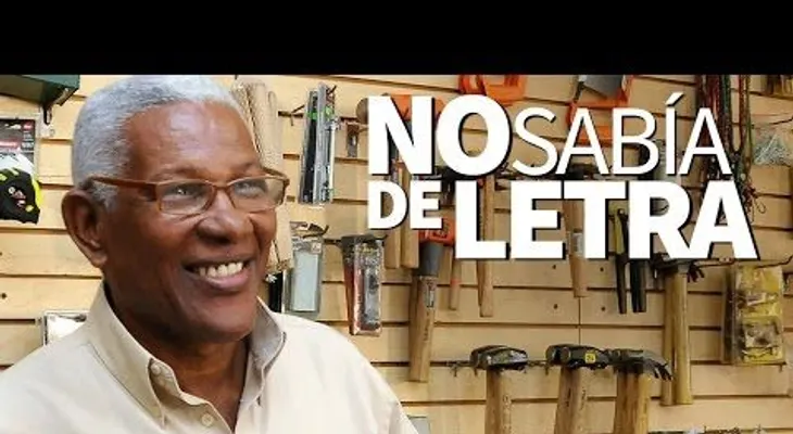 Comerciante alfabetizado apadrinará "escuelita" para que otros aprendan