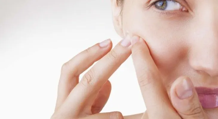 5 consejos de dermatólogos para  mujeres de 20