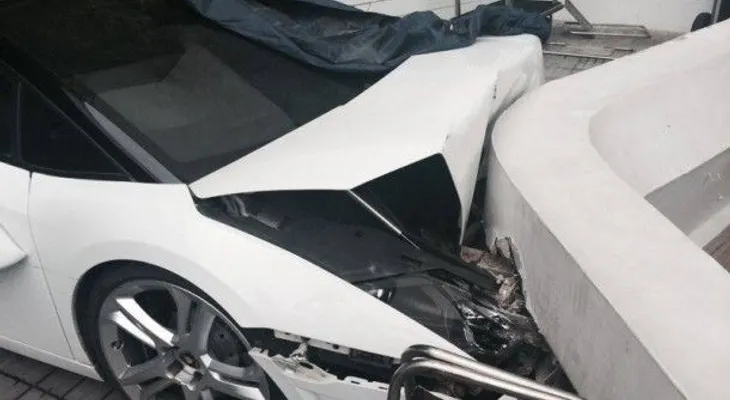 Video: Valet parking destroza el Lamborghini de un cliente