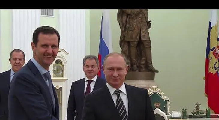 Visita relámpago de Al Assad a Moscú: El futuro de Siria sobre la mesa (VIDEO)