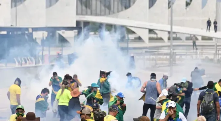 Ministro brasileño dice que "no prevalecerá" la voluntad de los radicales
