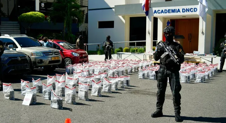 MP y DNCD incautan 643 paquetes de cocaína en Operación Leopaldo