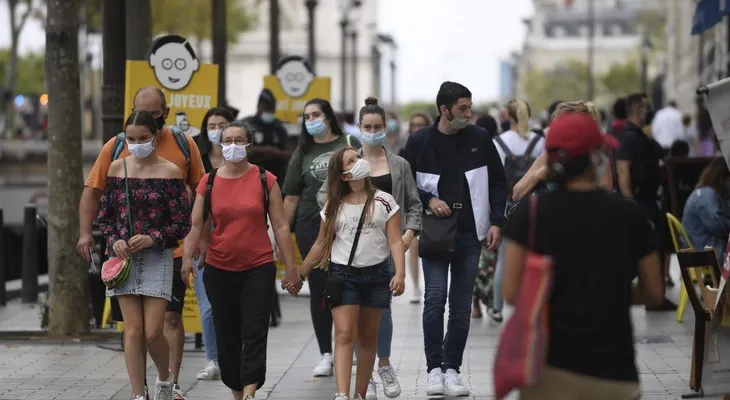 Las partículas de los virus se pueden propagar por el aire a través del polvo