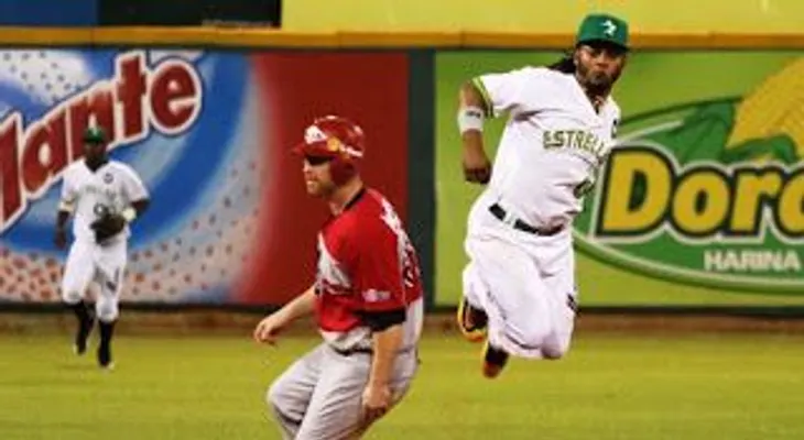 Los Leones estropean debut de Audo Vicente, nuevo mánager de las Estrella 