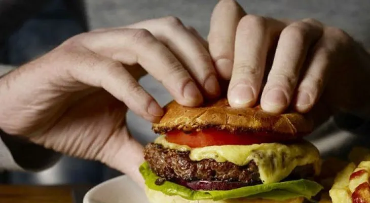 La comida frita puede causar cáncer de próstata