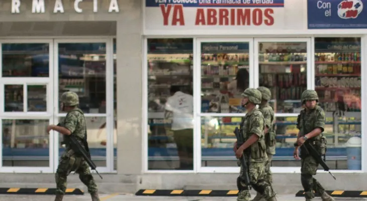 Habitantes de Guerrero retienen a 5 oficiales de la Policía Federal