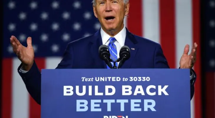Joe Biden lidera la carrera electoral en EE.UU. y Donald Trump echa a su jefe de campaña