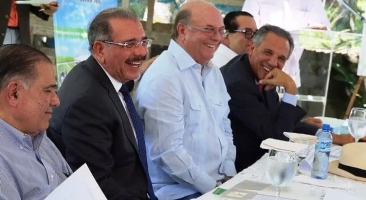 Danilo Medina se reúne con Hipólito Mejía