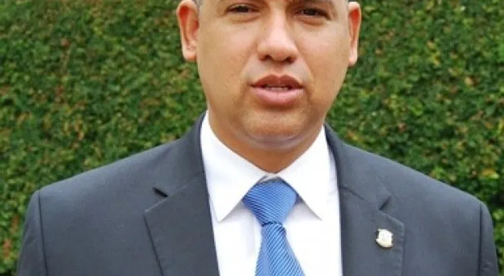 Diputado explica motivos ausencia PRM en proclamación Constitución