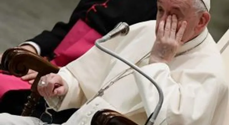 El papa está muy avergonzado y triste por incapacidad de la Iglesia para sancionar abusos del clero francés