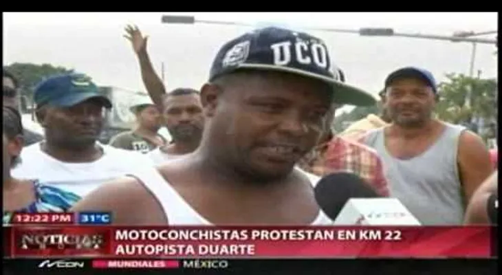 Demandan reparación de semáforo en La Guáyiga