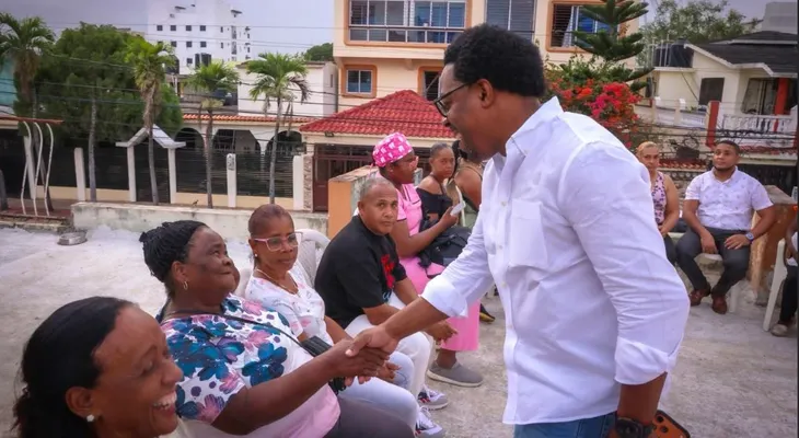 Linares inicia inscripción de movimiento político en Capotillo