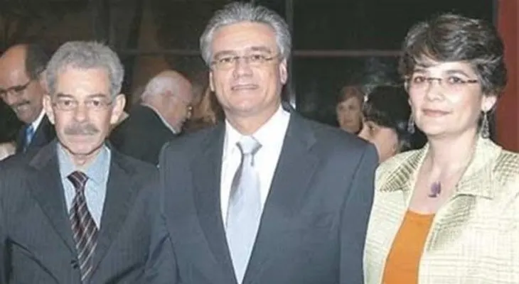 Renuncia director general del Centro León