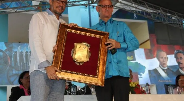 Dejan inaugurada en Baní X Feria Regional del Libro  Peravia 2014 