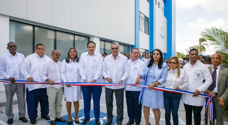 Abinader inaugura hospital traumatológico del Sur beneficiará más de un millón de personas
