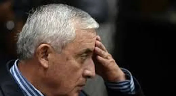 Congreso acepta la renuncia de Otto Pérez Molina