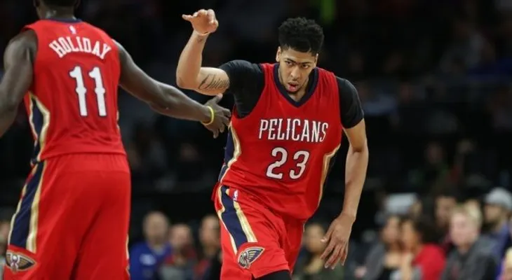 Anthony Davis anota 59 puntos e impone marcas de la franquicia