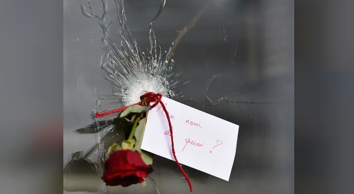 La lección que deja París: el terrorismo no es de 'lobos solitarios'