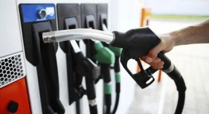 Otra vez suben precios de los combustibles: gasolinas entre 2.50 y 1.90