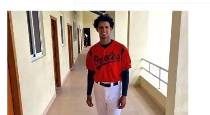 Muere el prospecto del béisbol Miguel González en accidente de tránsito; tres heridos