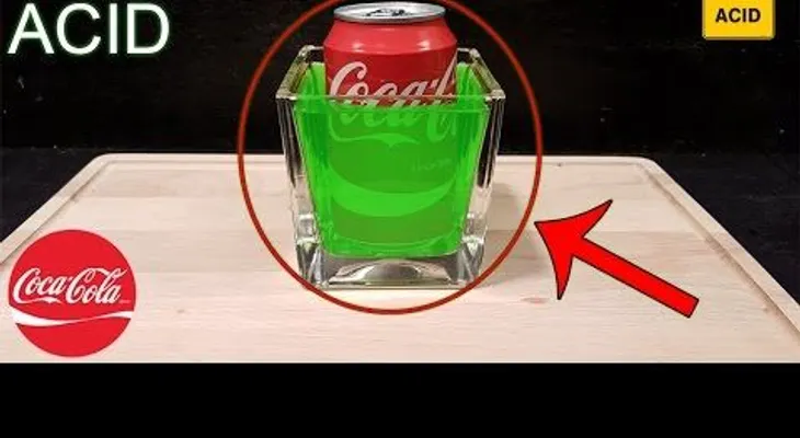 El repulsivo experimento cuando la Coca-Cola se mezcla con el ácido del estómago