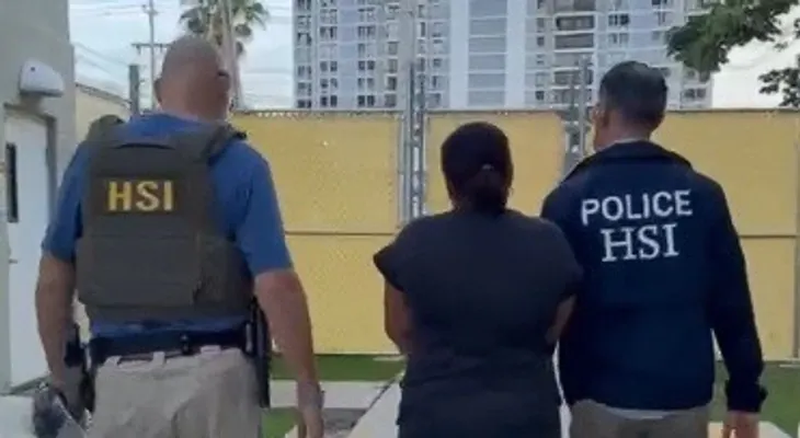 HSI arresta en Puerto Rico a dominicana y estadounidense por presunto fraude matrimonial