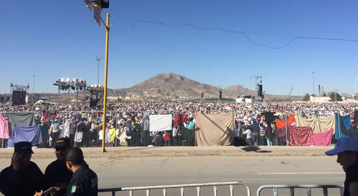 Misa transfronteriza de Francisco en Ciudad Juárez
