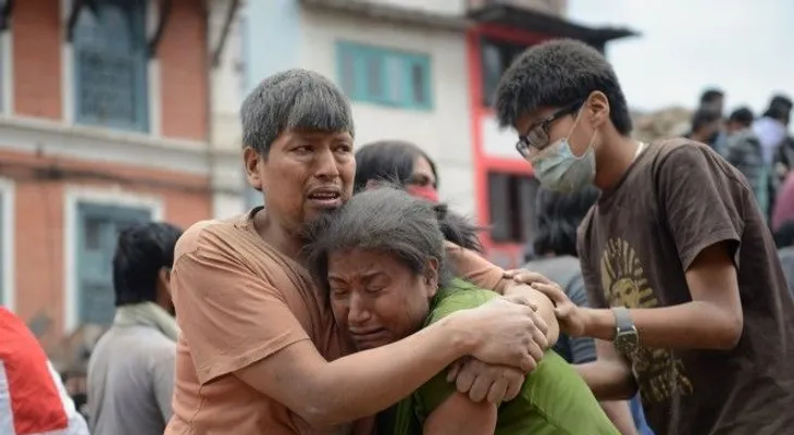 Los extranjeros, desesperados por abandonar Nepal tras el sismo