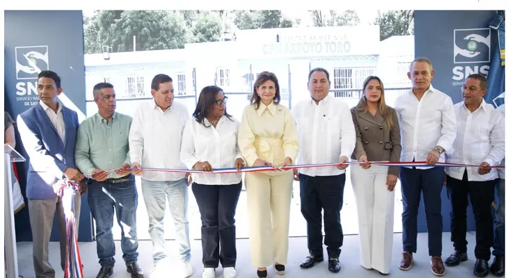 Raquel Peña destaca compromiso del Gobierno en Monseñor Nouel, en entrega de obras