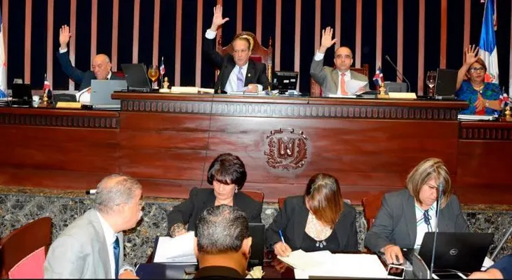 Senado aprueba elevar de categoría el Distrito Municipal de Ingenio Abajo y crea el Municipio de Santiago Oeste