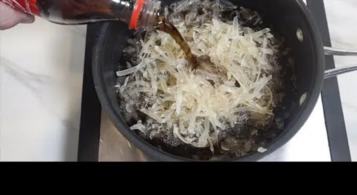 Mejor que ir al super: Coca cola con jabón 