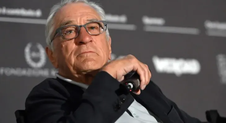 De Niro llama «cobarde» y «trozo de mierda» a Trump en un acto por el voto en Nueva York