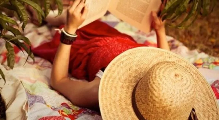 10 increíbles beneficios de leer para la salud