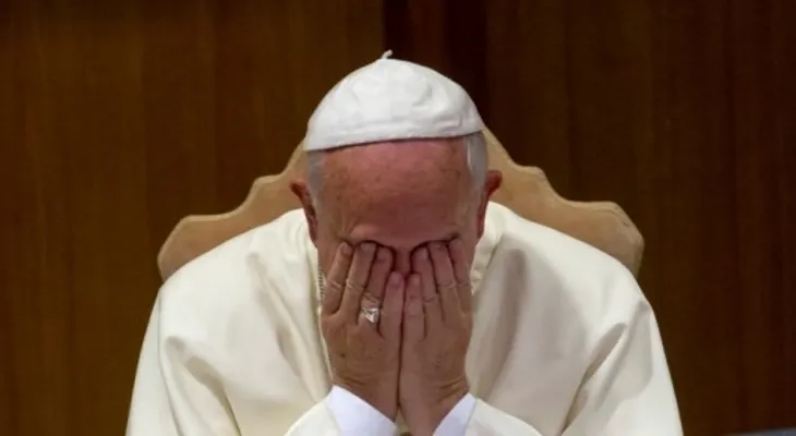 El papa Francisco denuncia el cobro de bodas, bautizos y comuniones