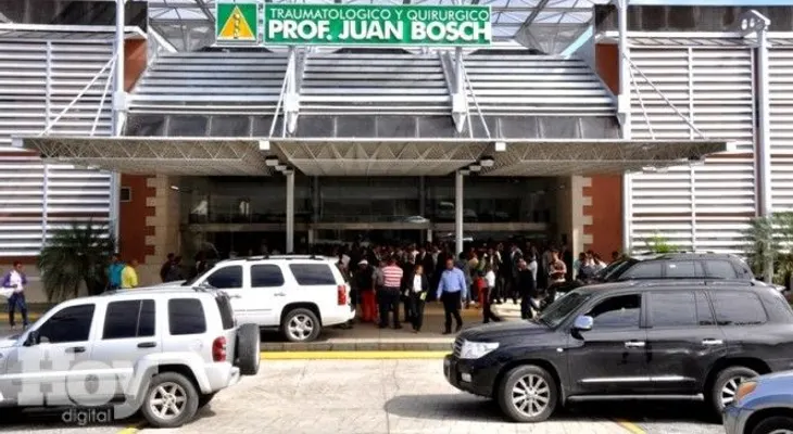 Estadounidense, Alfred George Milton, de 72 años, muere al chocar su carro con autobús 