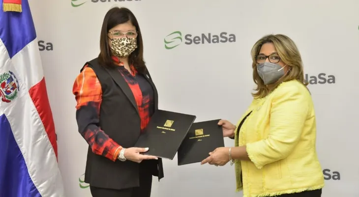 SeNaSa firma acuerdo con el CODOPSI para afiliar a todos los colegiados y dependientes