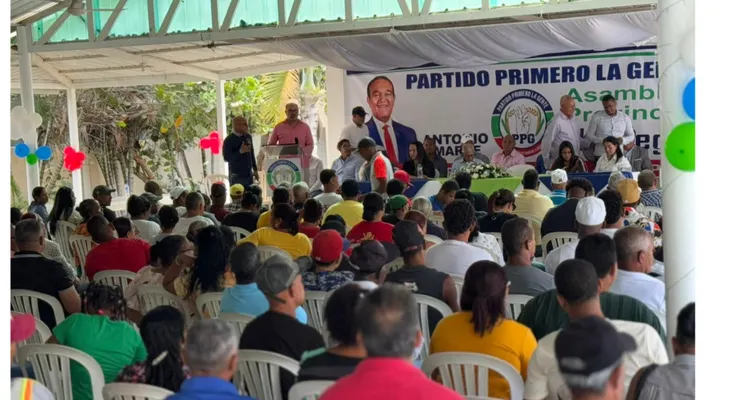 Antonio Marte recibe apoyo en La Vega