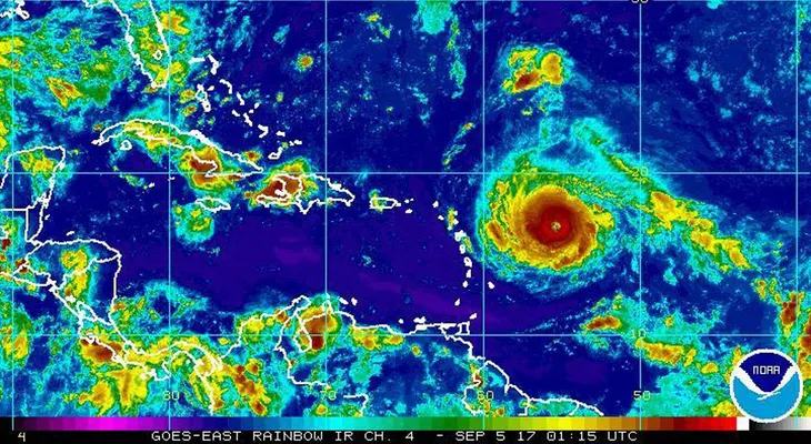 Minuto a minuto: Irma es un poderoso huracán categoría 5 potencialmente catastrófico