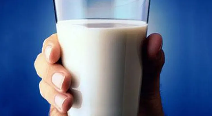 Baja estatura en los niños se relacionaría con beber alternativas a la leche de vaca