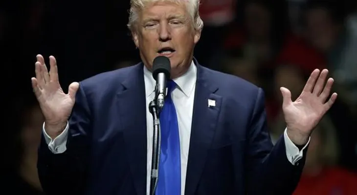 Donald Trump cancelará permiso a 5 millones de trabajadores indocumentados y seguirá las deportaciones