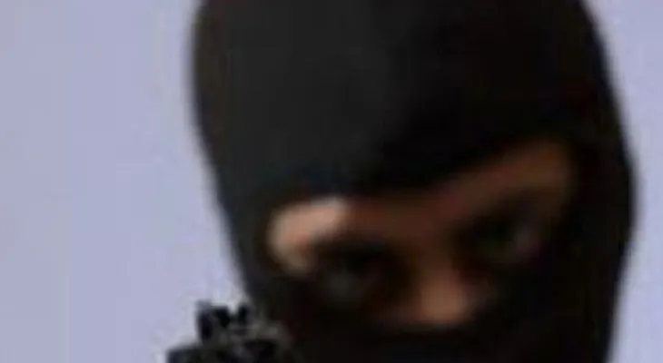 Encapuchados matan joven a tiros en una plaza de Puerto Plata  