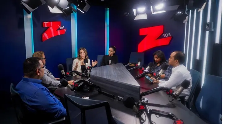 Gloria Reyes dice que miles de dominicanos pasan del asistencialismo al trabajo