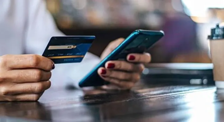 Tarjetas de crédito crecen 1.9 % en RD, pero caen las de límites menores a 50,000 pesos