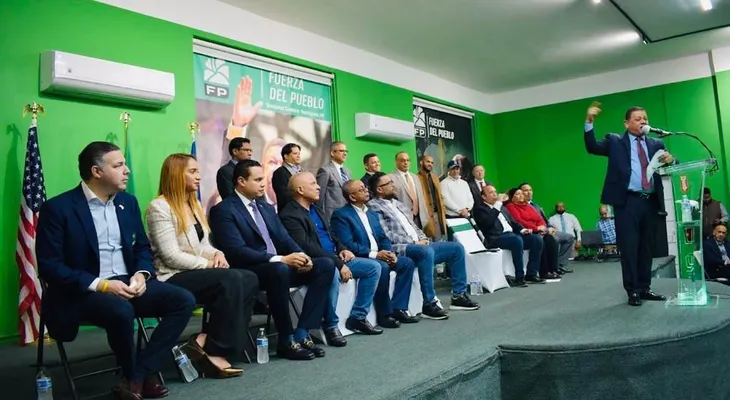 Presidente FP en Long Island califica como una "burla" juramentación equipo campaña en NY