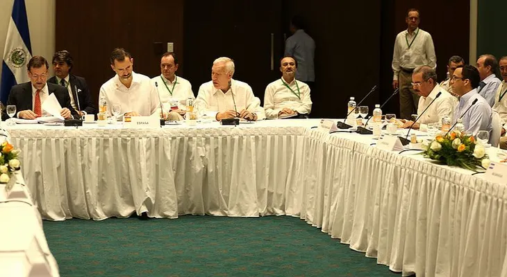  Presidentes países del SICA desayunan con presidente y rey de España