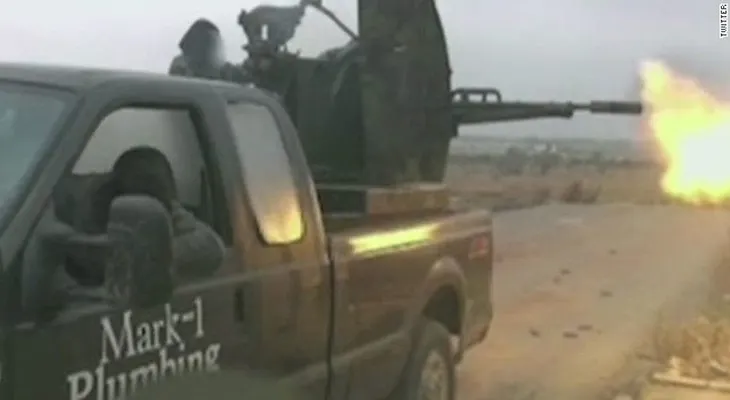 Plomero demanda a concesionario luego de que su camioneta terminara en manos de terroristas