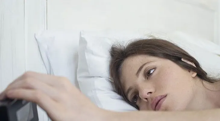 La falta de sueño aumenta  pensamientos negativos